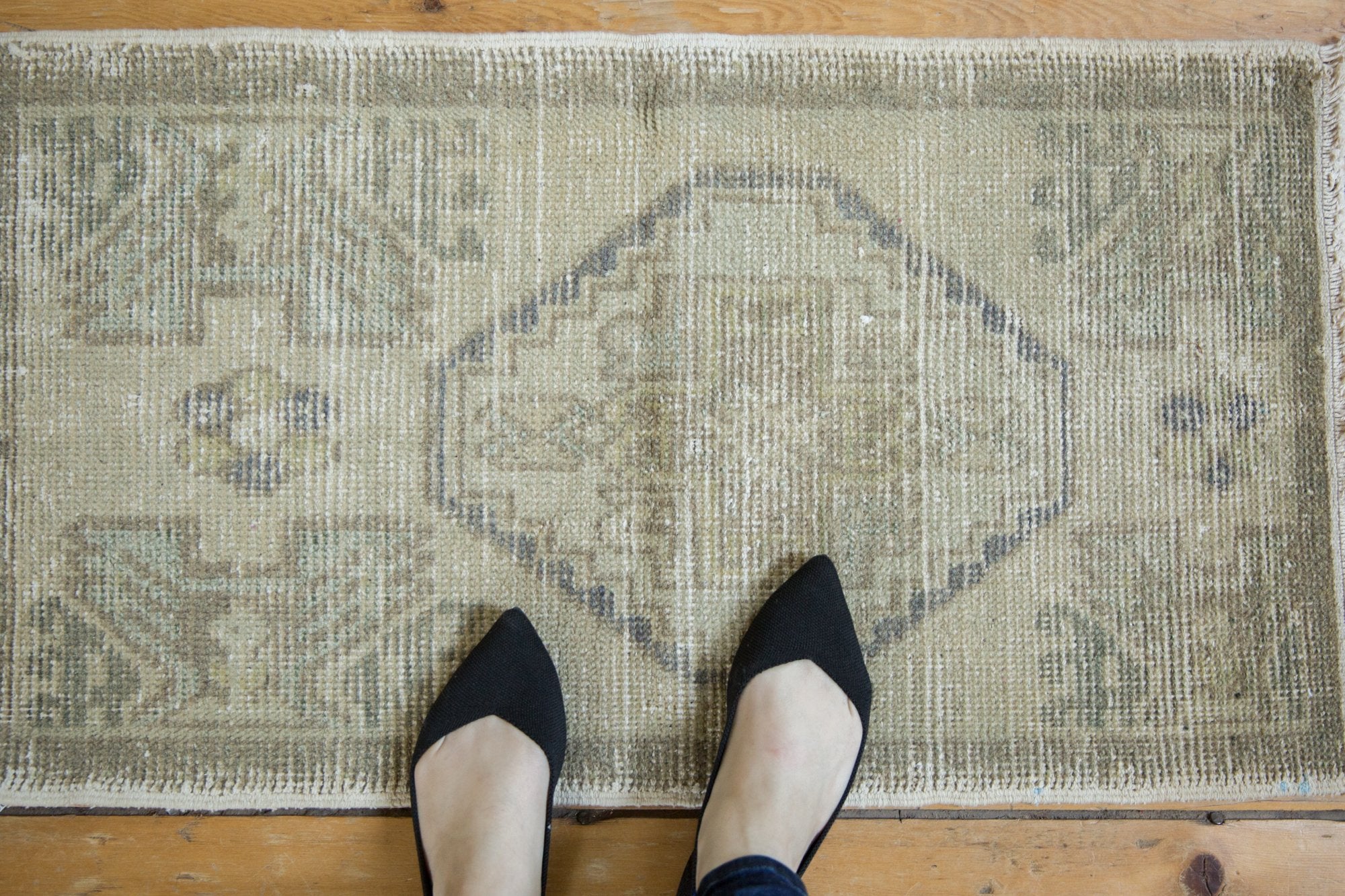 1.5x3 Vintage Distressed Oushak Rug Mat // ONH Item 7309 Image 1