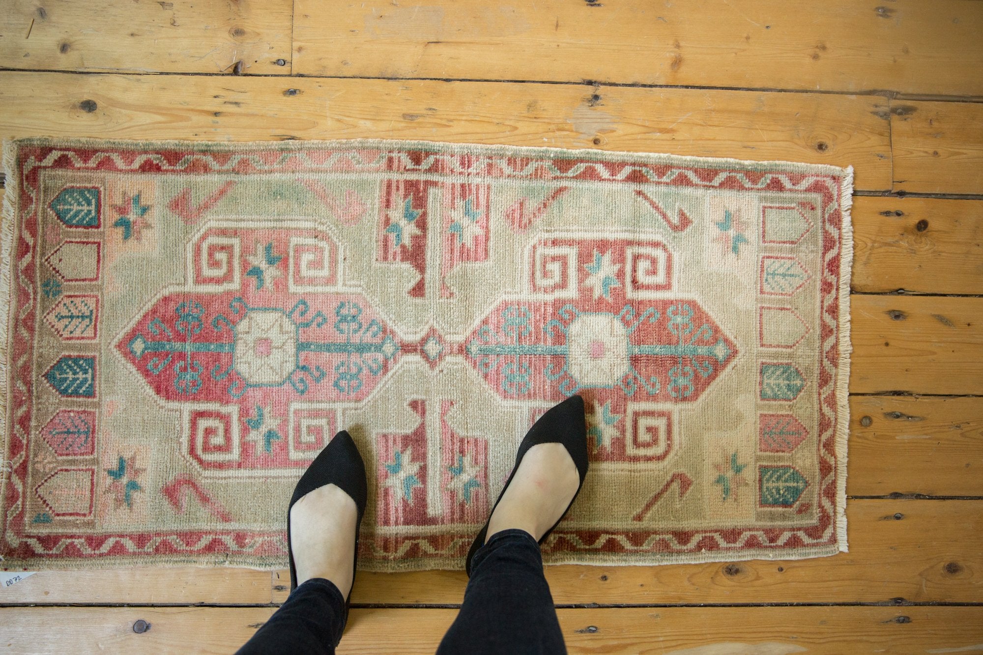 2x3.5 Vintage Distressed Oushak Rug // ONH Item 7310 Image 1