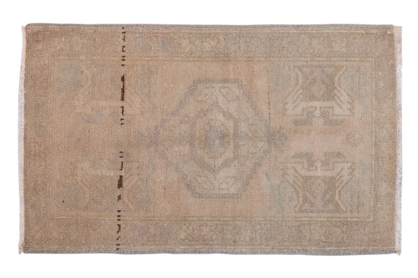 1.5x2.5 Vintage Distressed Oushak Rug Mat // ONH Item 7312