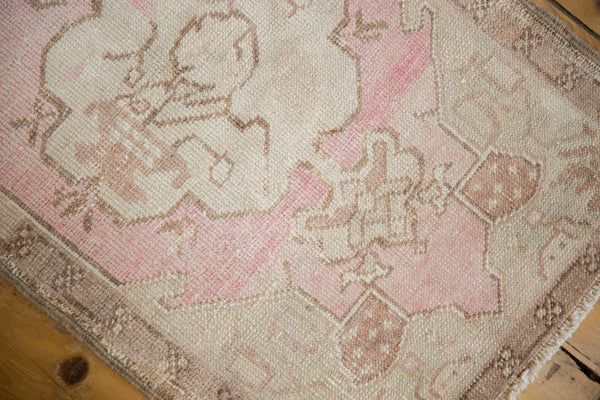 2x3 Vintage Distressed Oushak Rug Mat // ONH Item 7323 Image 5