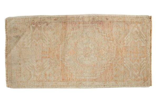 1.5x3 Vintage Distressed Oushak Rug Mat // ONH Item 7330