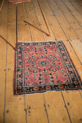 Vintage Sarouk Square Rug Mat / ONH item 7357 Image 5