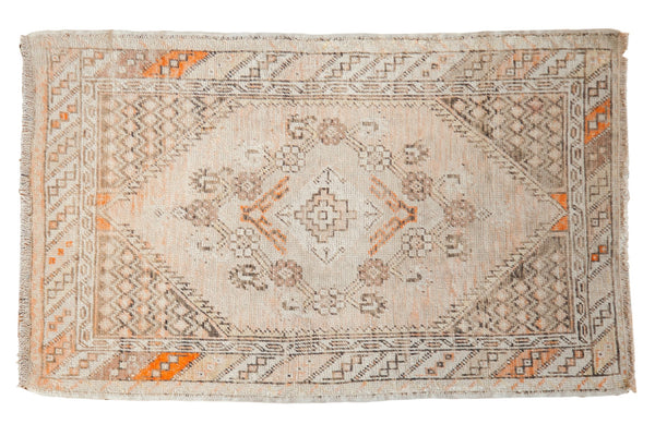 2.5x4.5 Vintage Distressed Oushak Rug // ONH Item 7370