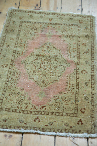 2x3 Antique Distressed Jalili Tabriz Rug Mat // ONH Item 7371 Image 3