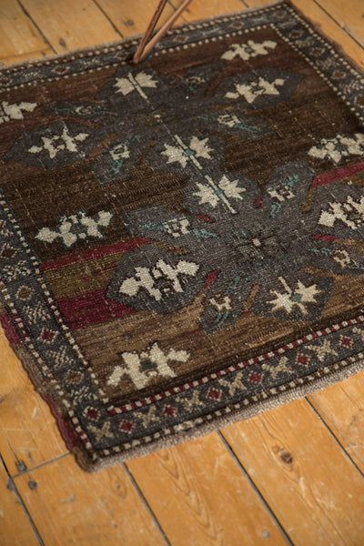 2.5x3 Vintage Distressed Oushak Square Rug // ONH Item 7500 Image 4