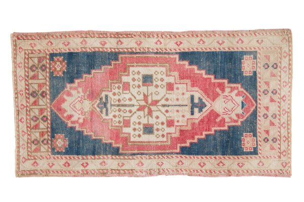 Vintage Distressed Oushak Rug / ONH item 7530