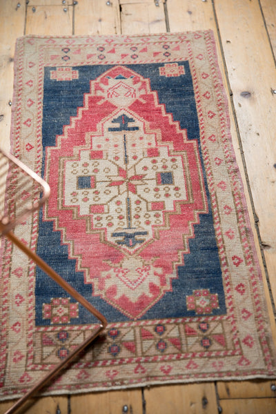 Vintage Distressed Oushak Rug / ONH item 7530 Image 3