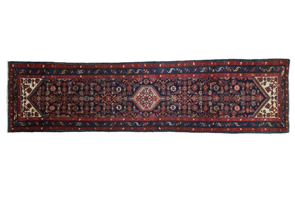 2.5x9.5 Vintage Dargezine Rug Runner // ONH Item 7568