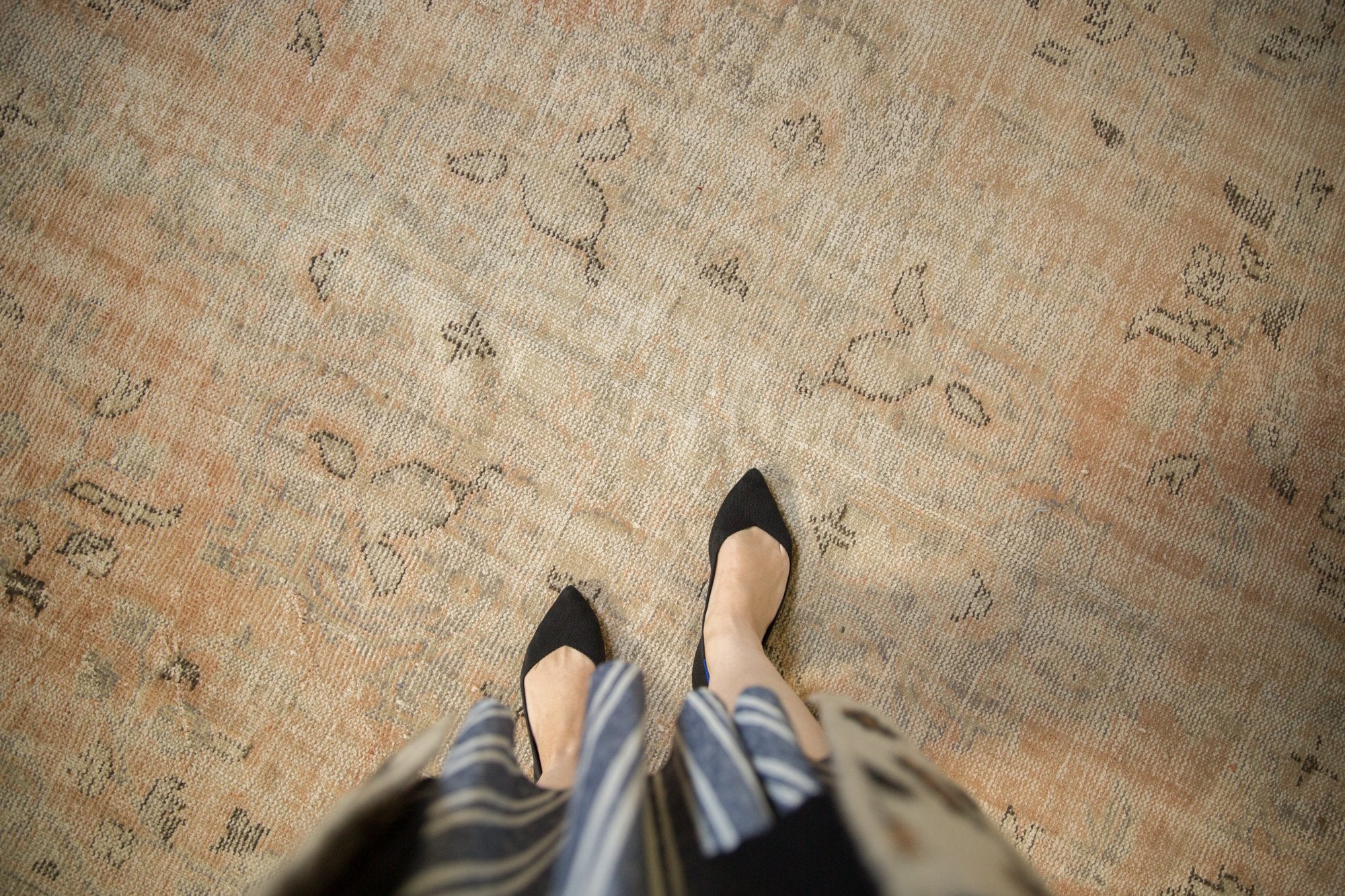 8x12.5 Vintage Distressed Oushak Carpet // ONH Item 7581 Image 1