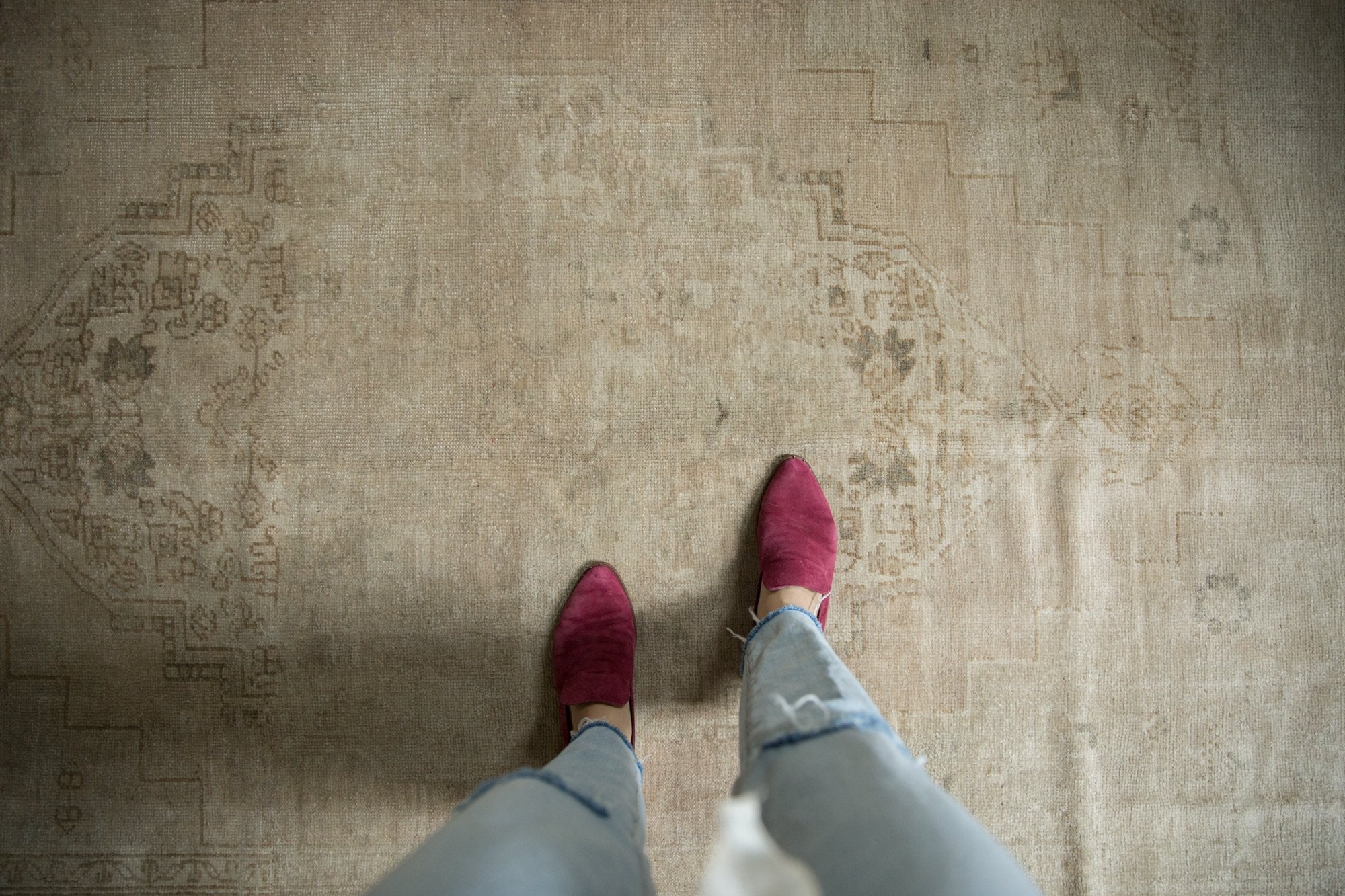 Vintage Distressed Oushak Carpet / ONH item 7634 Image 1