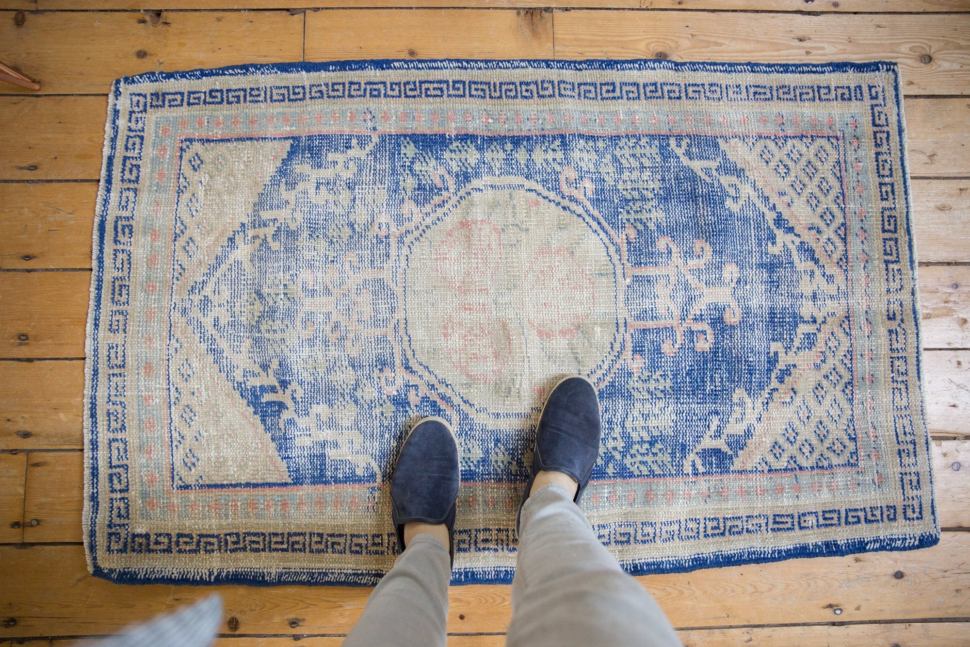 2.5x4.5 Vintage Distressed Oushak Rug // ONH Item 7643 Image 1