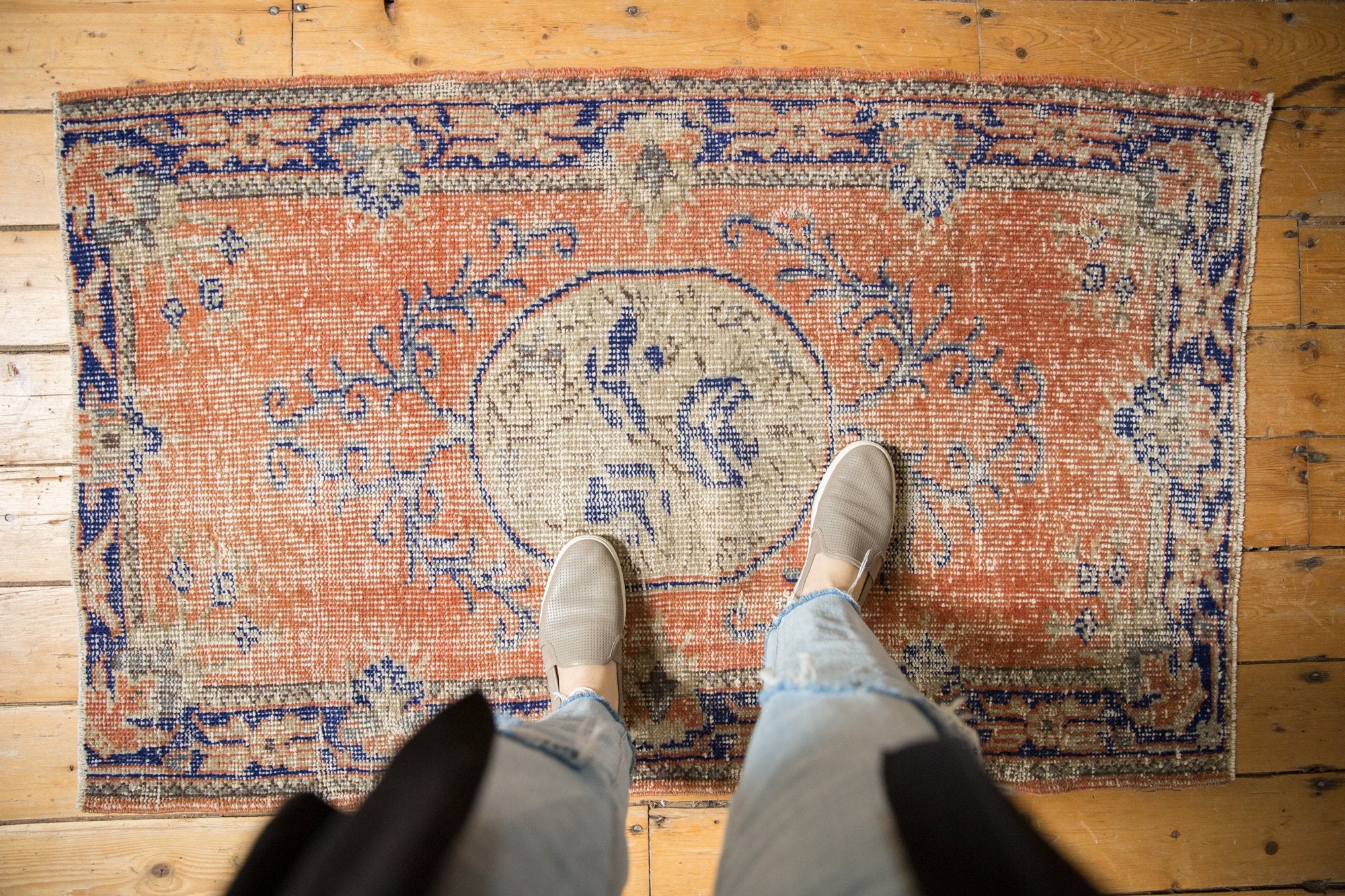 3x5 Vintage Distressed Oushak Rug // ONH Item 7651 Image 1