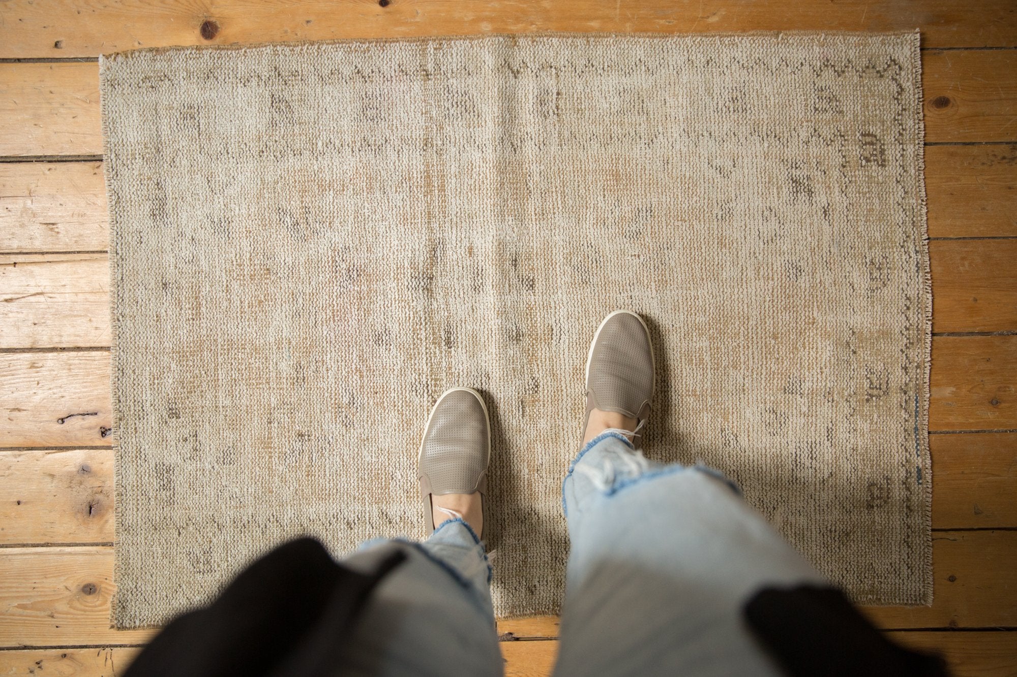 2.5x4 Vintage Distressed Oushak Rug // ONH Item 7652 Image 1