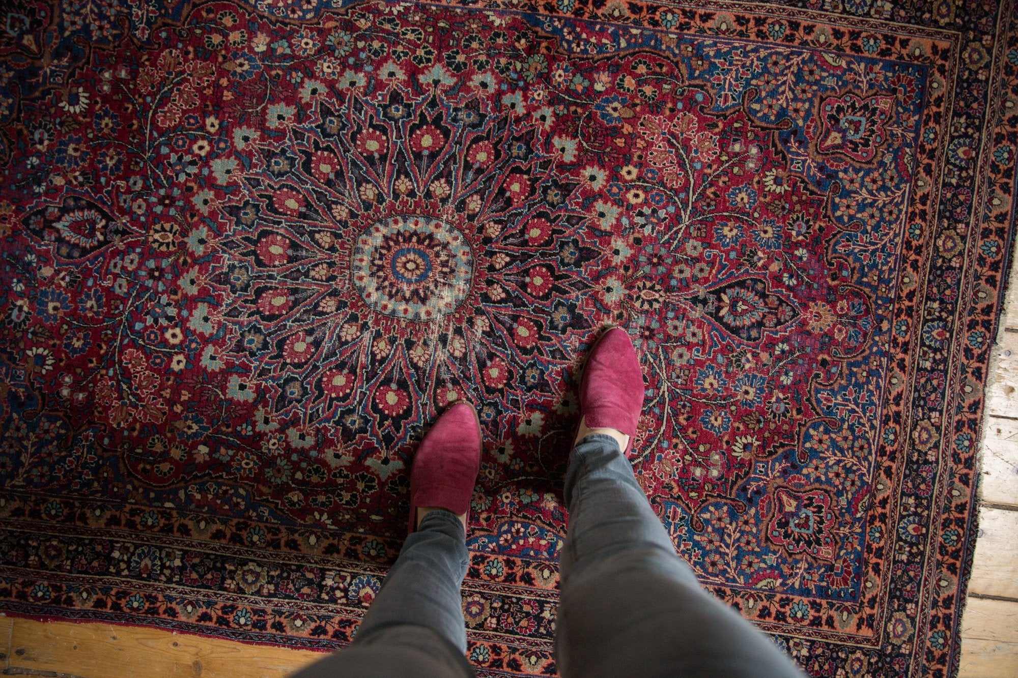 4x6 Vintage Fine Meshed Rug // ONH Item 7663 Image 1