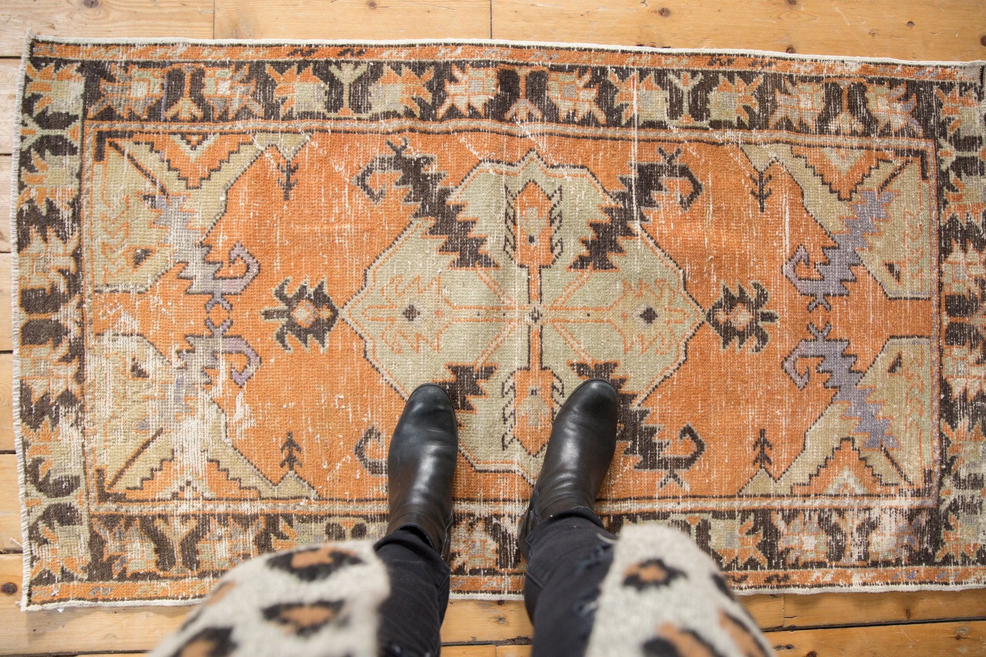 2.5x5 Vintage Distressed Oushak Rug Runner // ONH Item 7750 Image 1