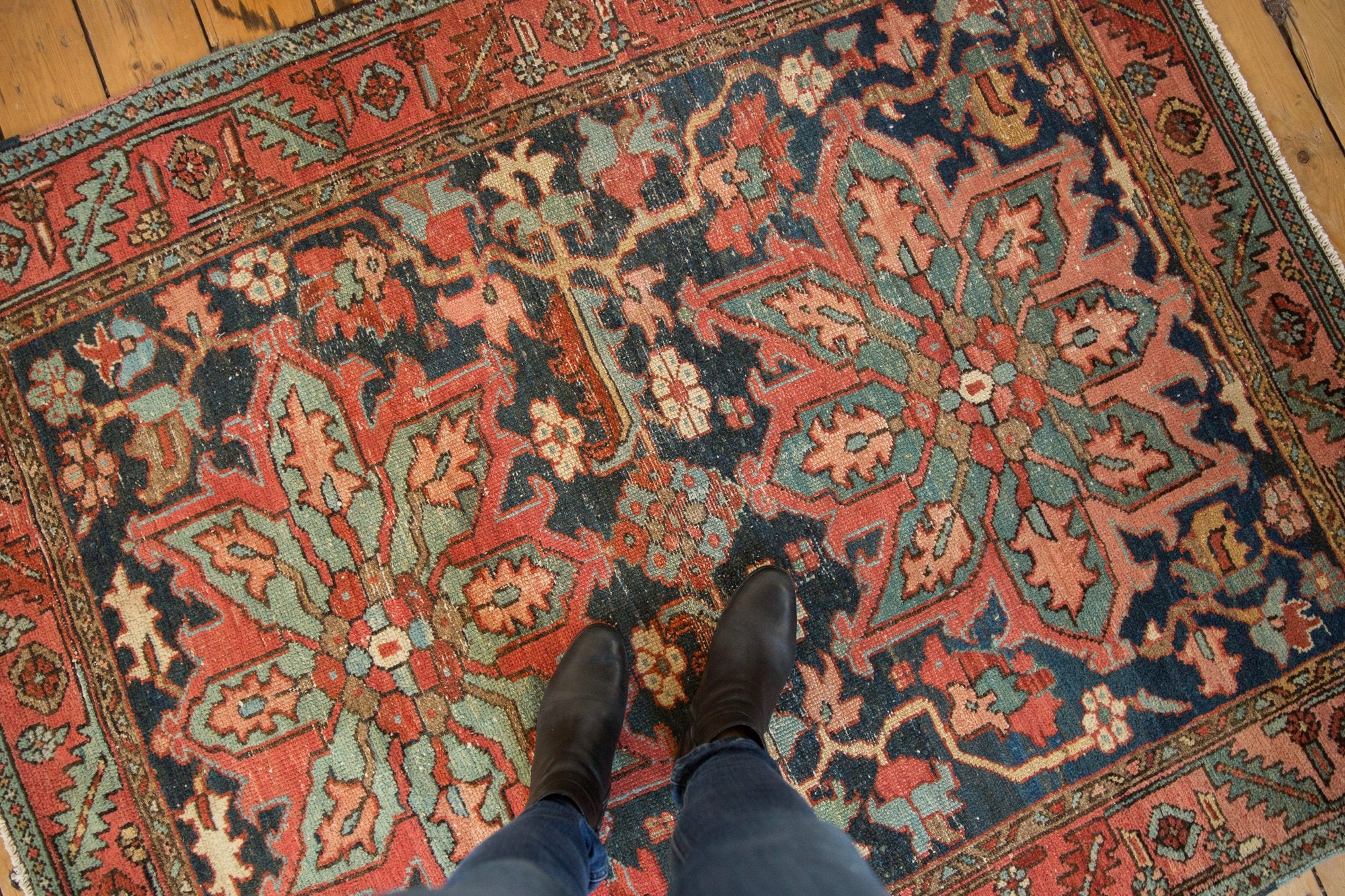 4.5x5.5 Antique Heriz Square Rug // ONH Item 7764 Image 1