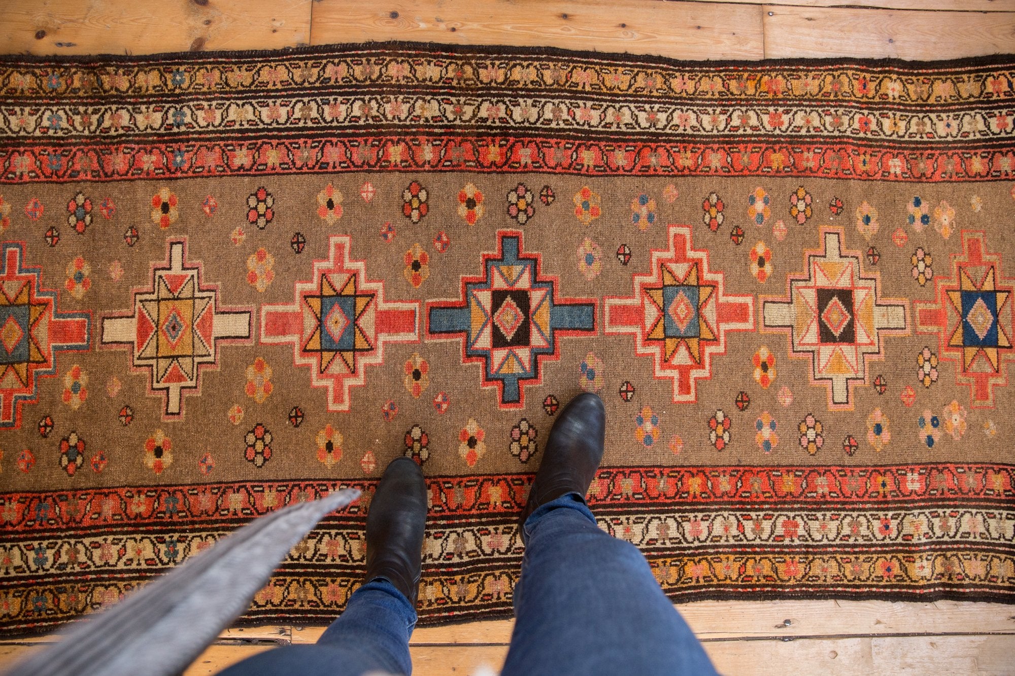 3.5x7.5 Vintage Serab Rug Runner // ONH Item 7823 Image 1