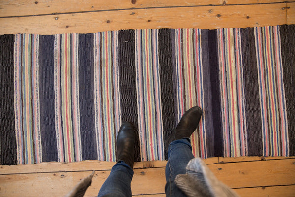 2.5x9.5 Vintage Rag Rug Runner // ONH Item 7826 Image 1