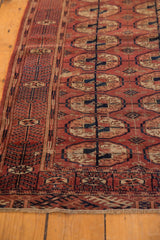Fully secured end and detailed geometric border of the antique Tekke rug.
