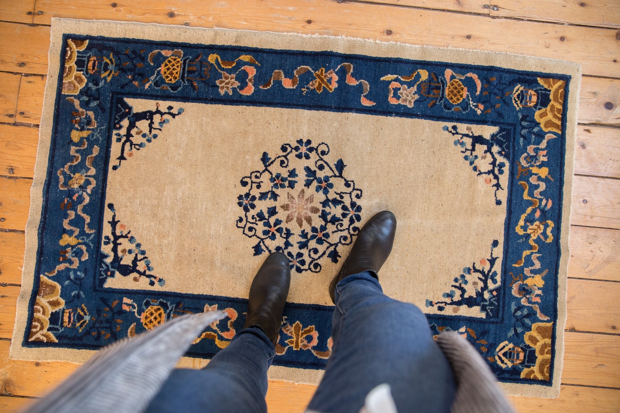 3x4.5 Antique Peking Rug // ONH Item 7830 Image 1