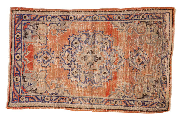 2.5x4 Vintage Distressed Oushak Rug // ONH Item 7851
