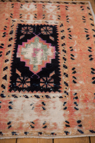2x3 Vintage Distressed Oushak Rug Mat // ONH Item 7856 Image 3