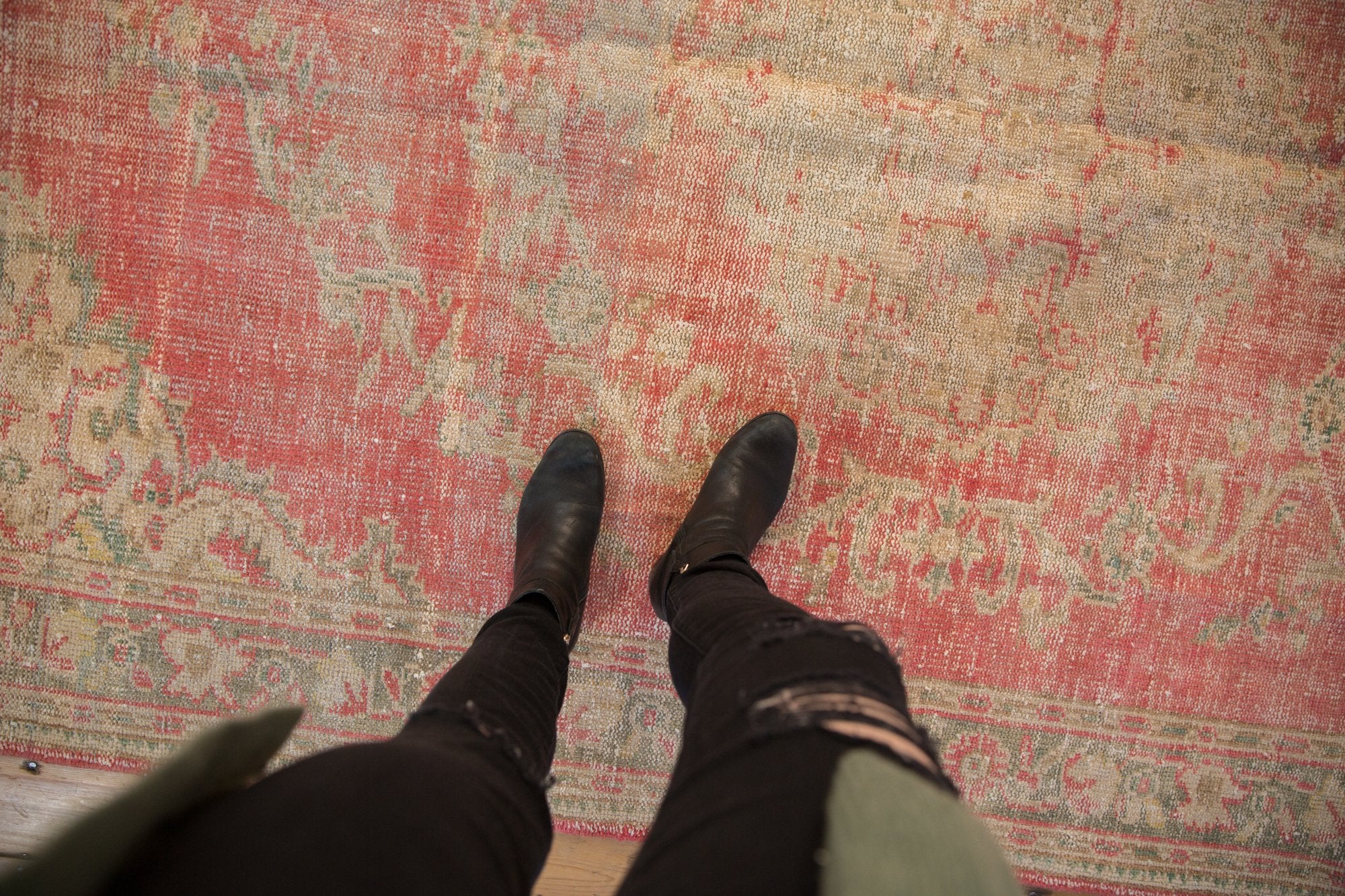 6.5x9.5 Vintage Distressed Oushak Carpet // ONH Item 7857 Image 1