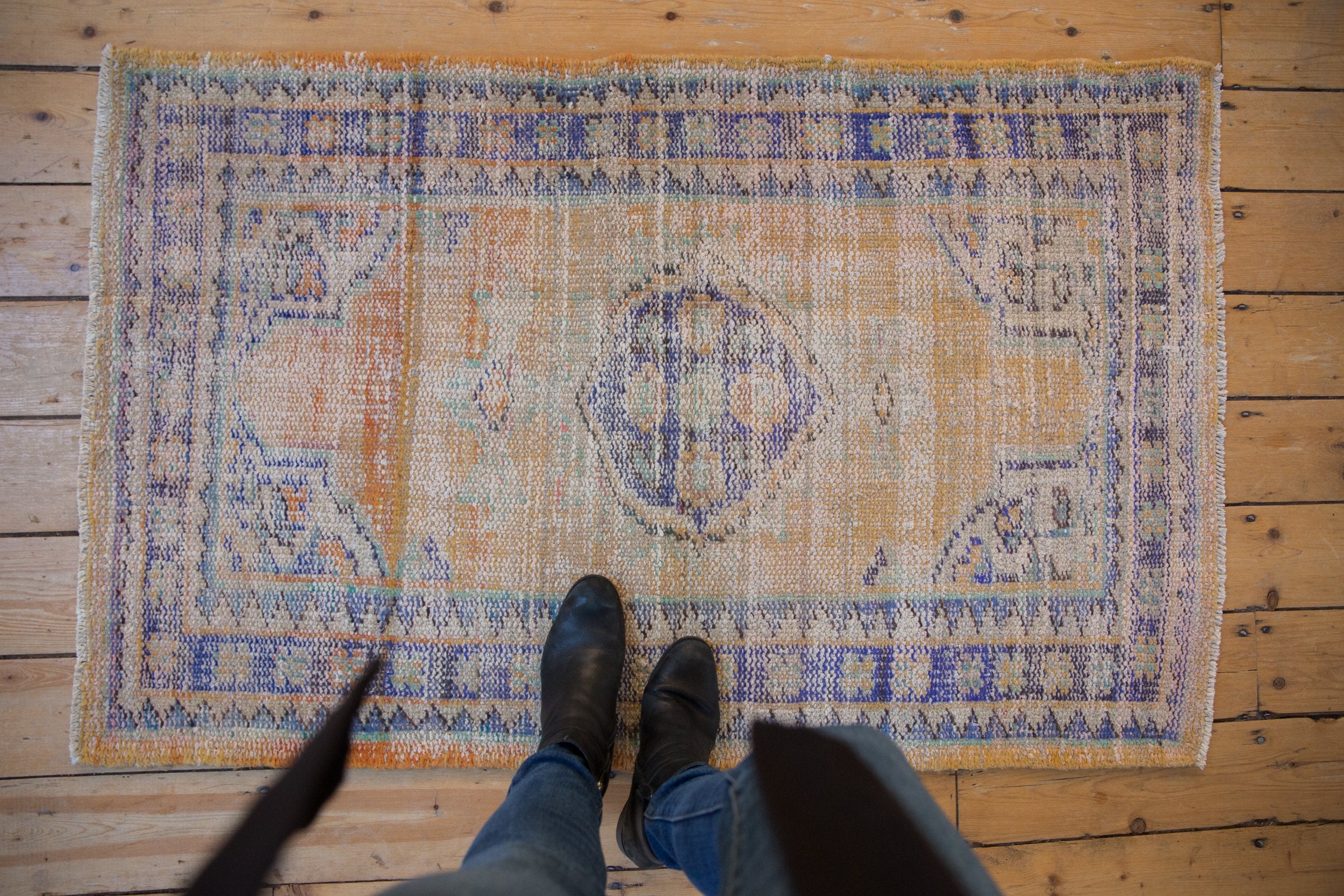 3x4.5 Vintage Distressed Oushak Rug // ONH Item 7867 Image 1