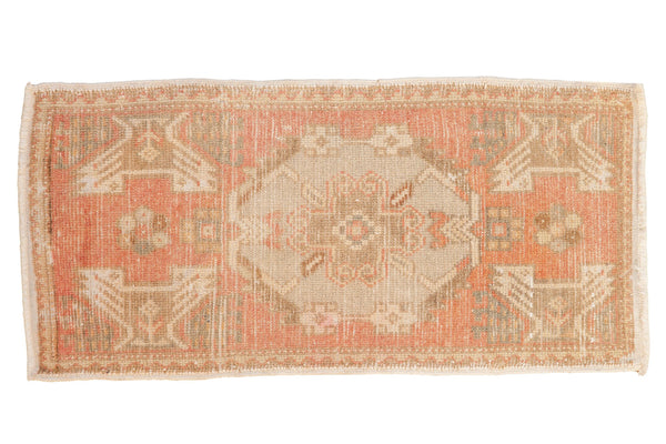 1.5x3.5 Vintage Distressed Oushak Rug Mat Runner // ONH Item 7923