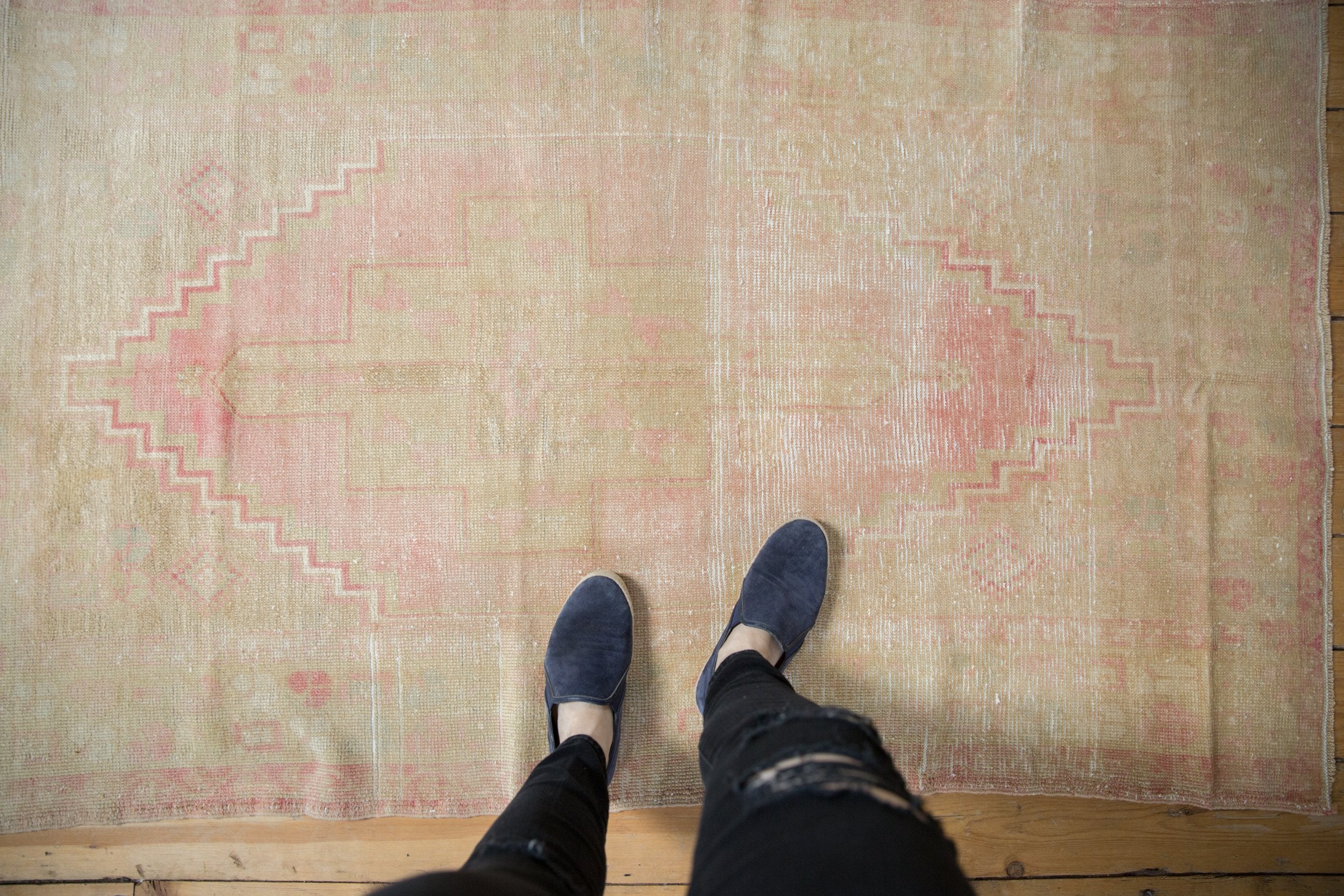 3.5x6 Vintage Distressed Oushak Rug // ONH Item 7927 Image 1