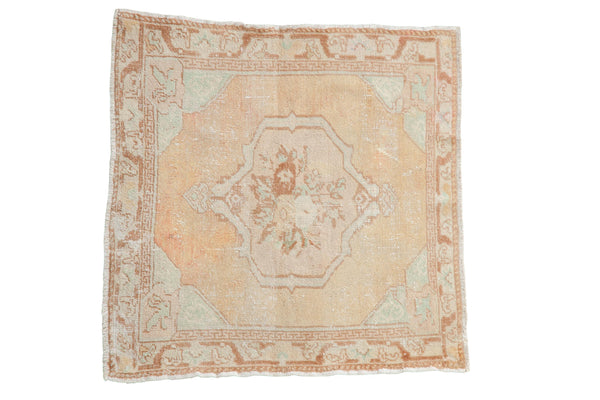 2.5x2.5 Vintage Distressed Oushak Square Rug Mat // ONH Item 7937