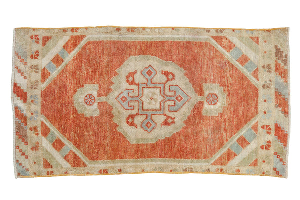 1.5x3 Vintage Distressed Oushak Rug Mat // ONH Item 7938