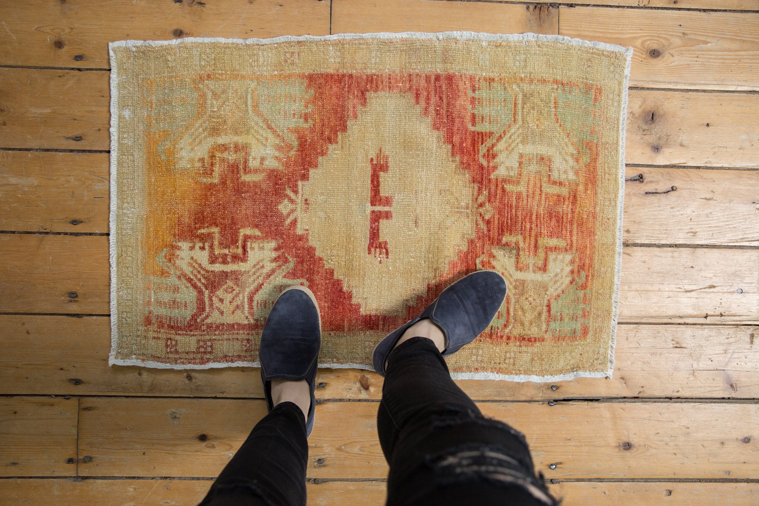 2x3 Vintage Distressed Oushak Rug Mat // ONH Item 7943 Image 1