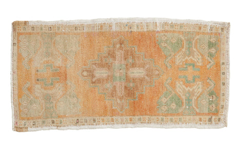 1.5x3 Vintage Distressed Oushak Rug Mat // ONH Item 7947