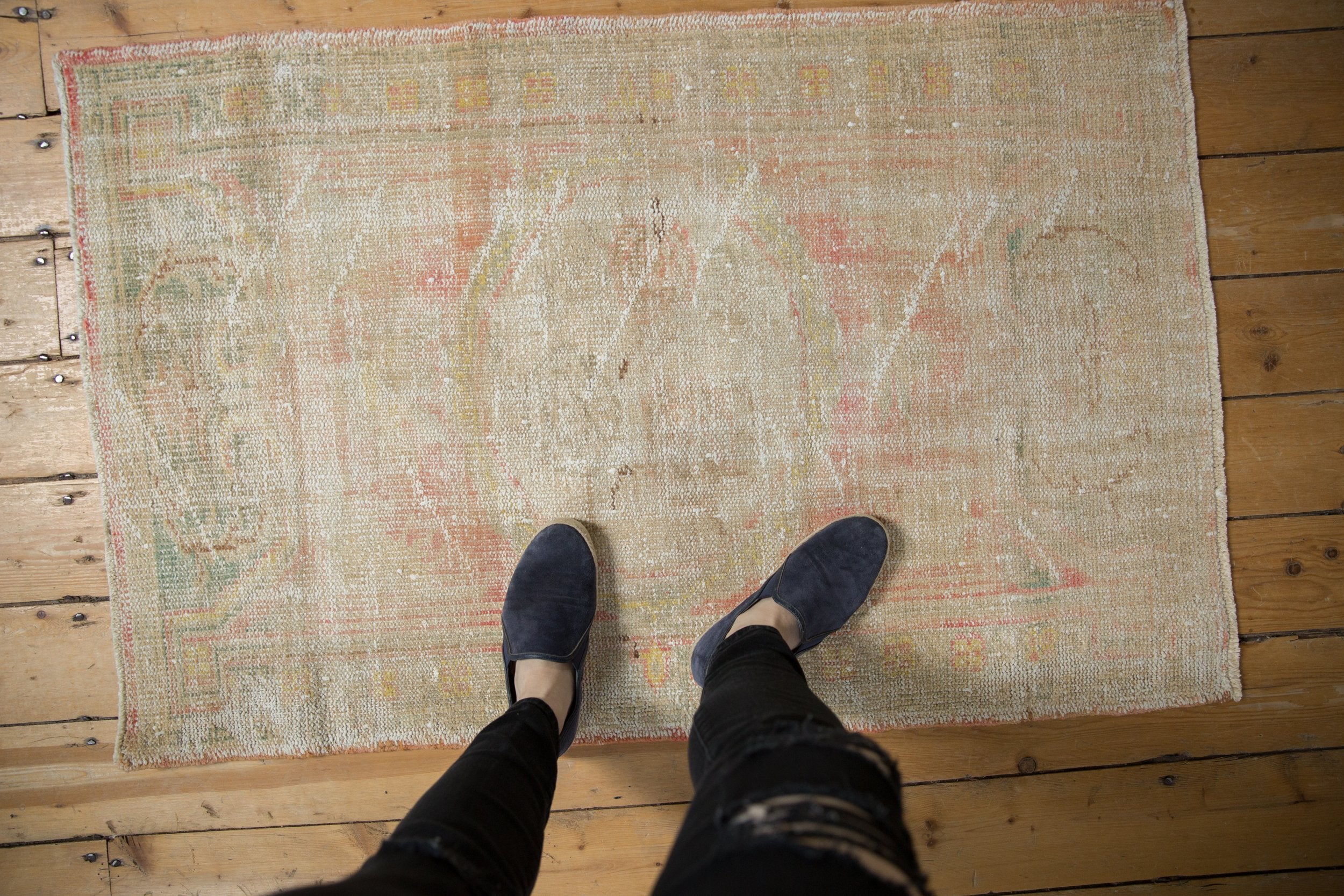 2.5x4.5 Vintage Distressed Oushak Rug // ONH Item 7959 Image 1