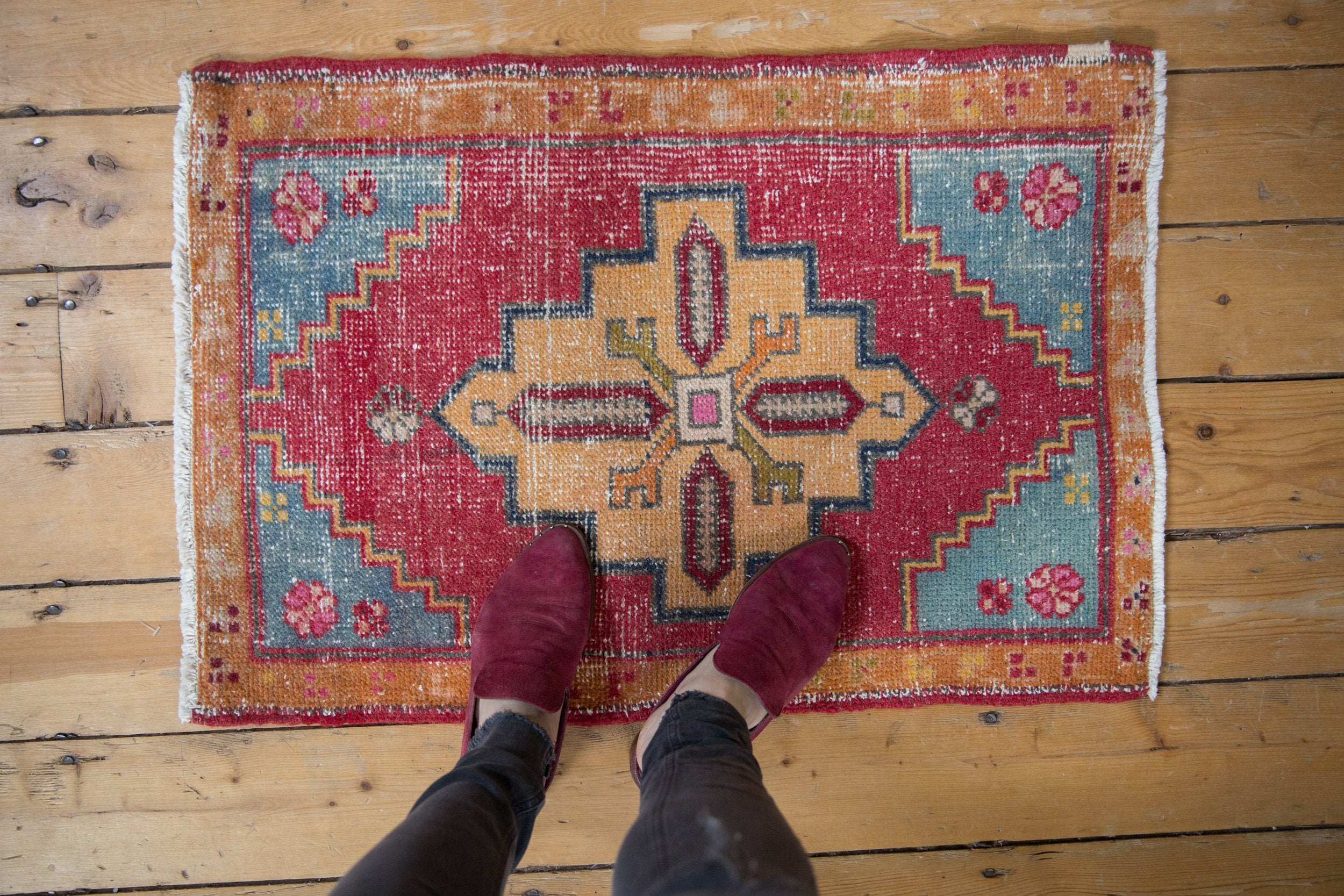 2x3 Vintage Distressed Oushak Rug Mat // ONH Item 7965 Image 1