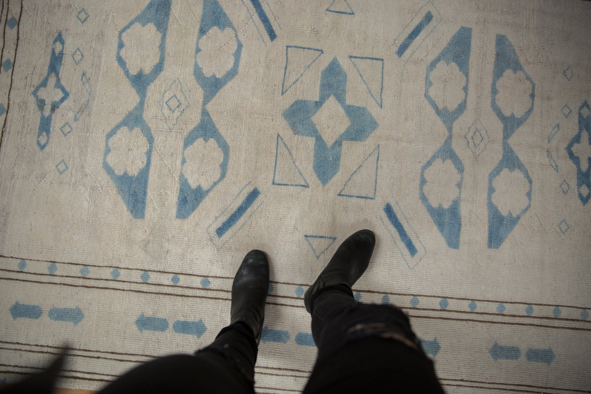 5x7.5 Vintage Distressed Oushak Rug // ONH Item 7972 Image 1