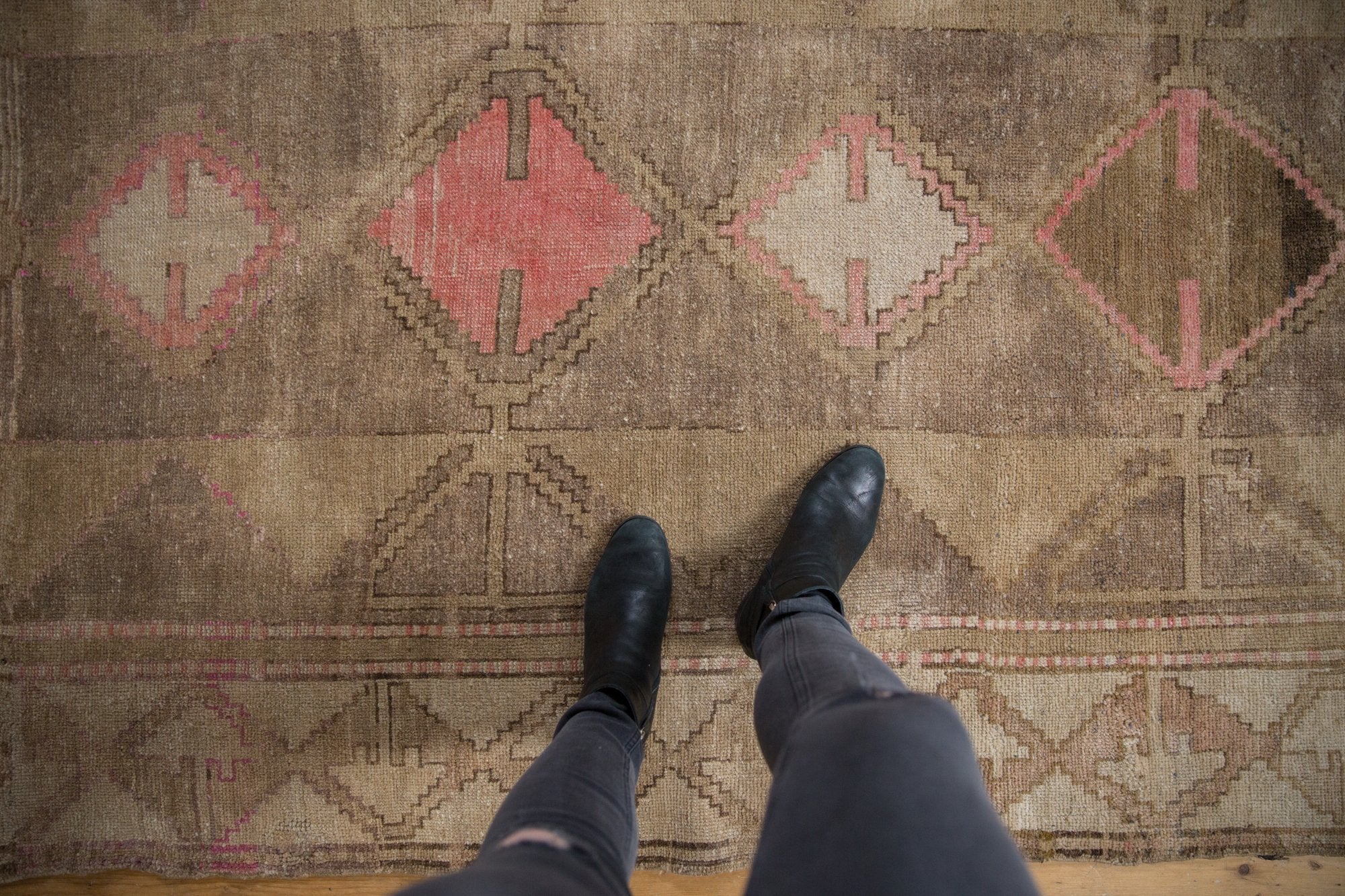 5x9 Vintage Distressed Oushak Carpet // ONH Item 7981 Image 1