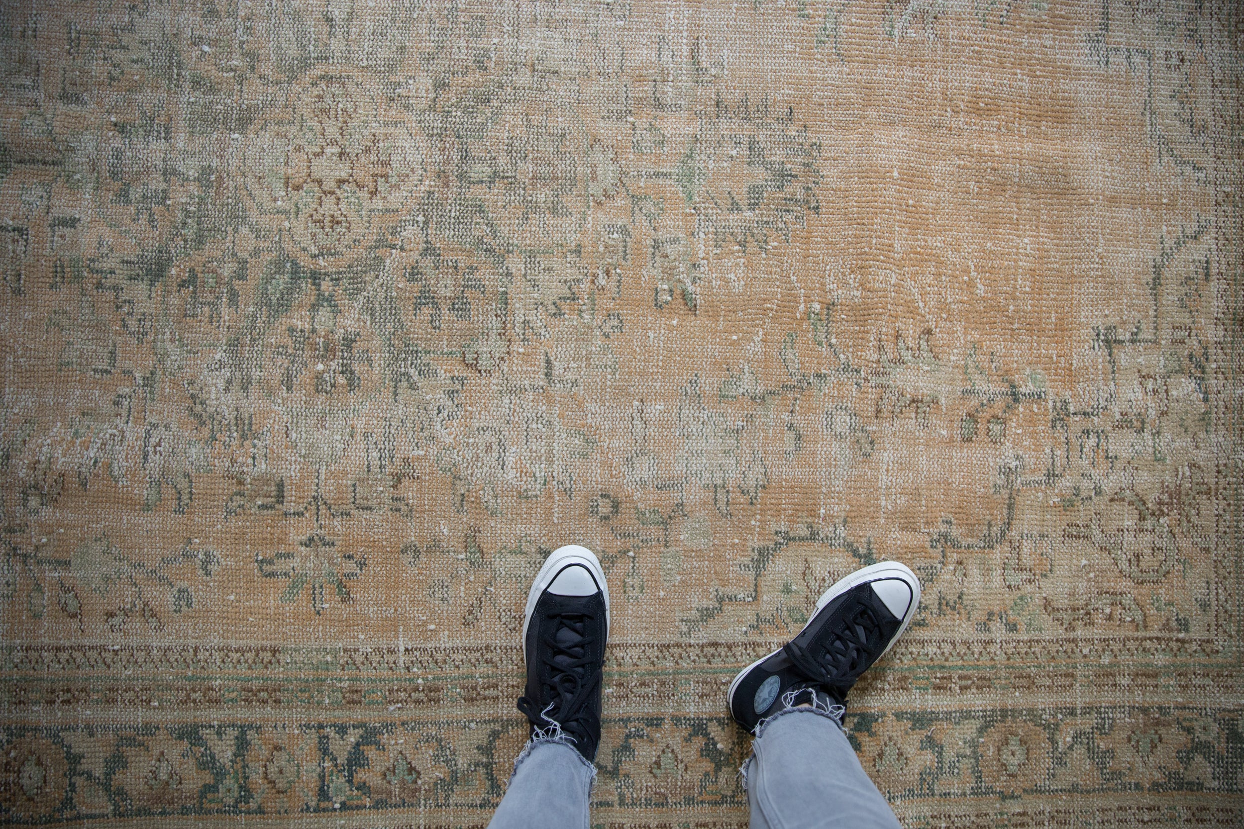 6.5x9 Vintage Distressed Oushak Carpet // ONH Item 8009 Image 1