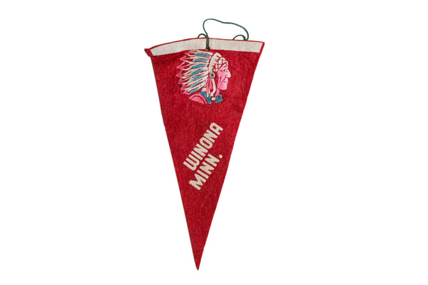 Vintage Winona Minnesota Felt Flag // ONH Item 8065