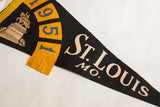 Felt flag with Saint Louis statue graphic, 