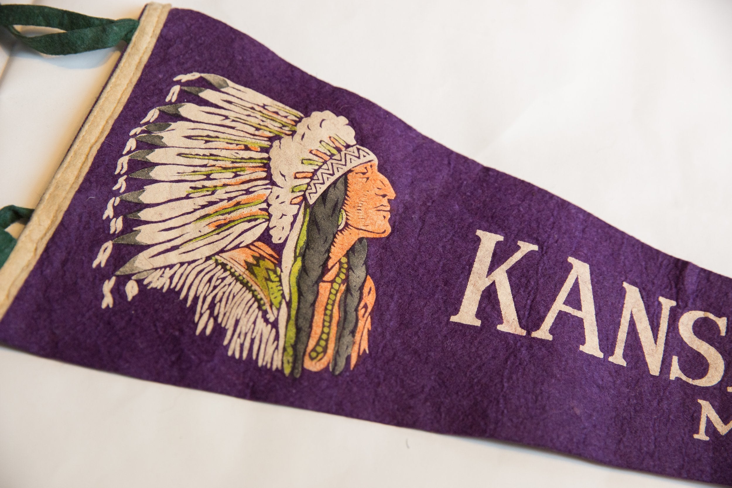 Vintage Kansas City Missouri Felt Flag // ONH Item 8076 Image 1
