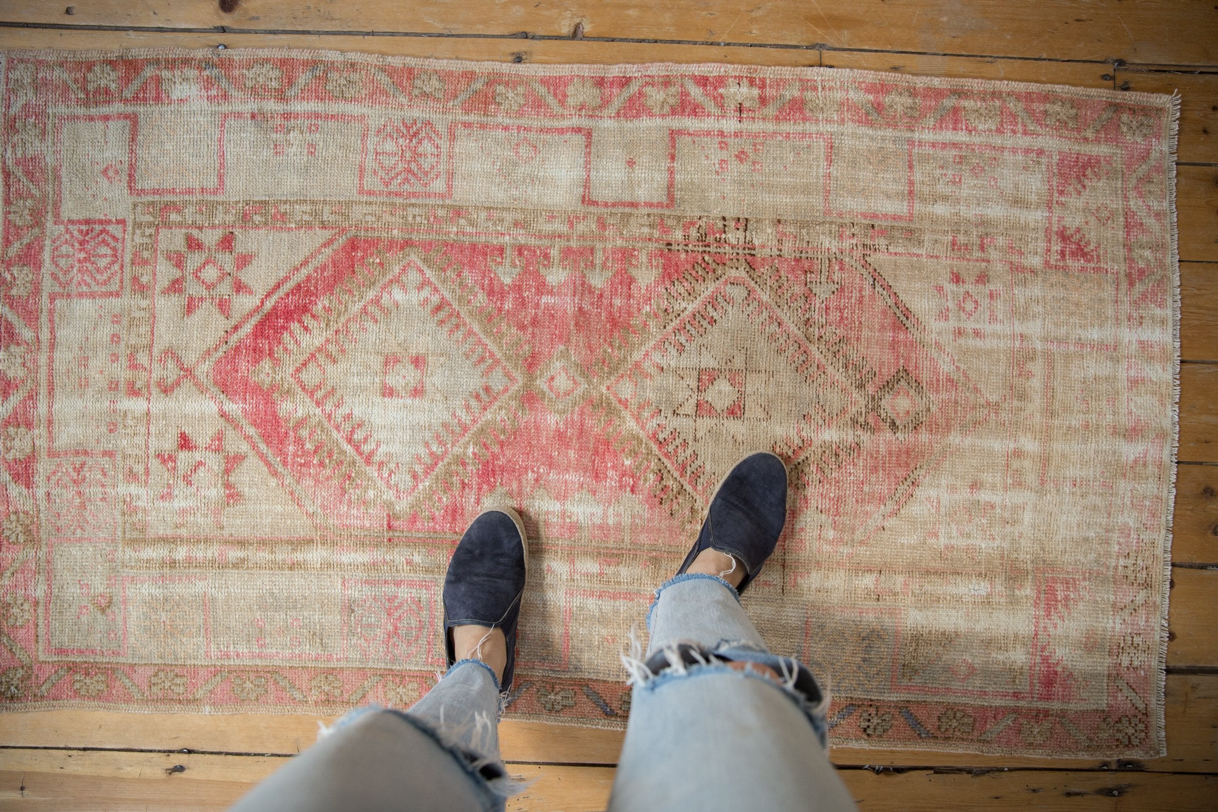 3x5.5 Vintage Distressed Oushak Rug // ONH Item 8119 Image 1