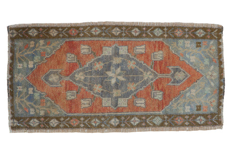 1.5x3 Vintage Distressed Oushak Rug Mat // ONH Item 8134