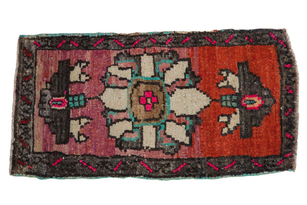 1.5x3.5 Vintage Distressed Oushak Rug Mat Runner // ONH Item 8154