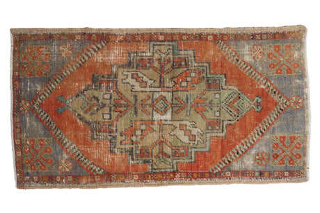 1.5x3 Vintage Distressed Oushak Rug Mat // ONH Item 8158