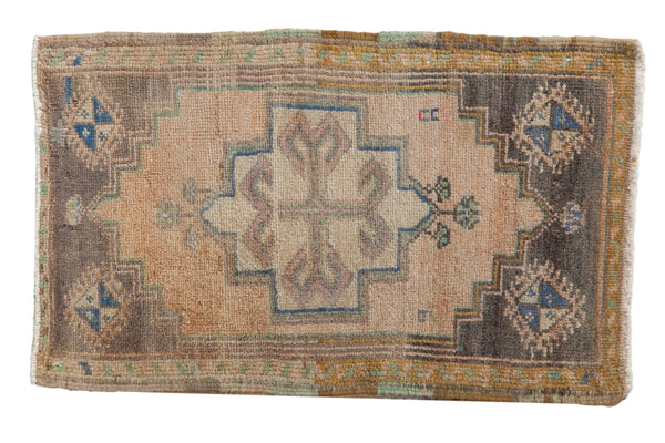 1.5x2.5 Vintage Distressed Oushak Rug Mat // ONH Item 8186
