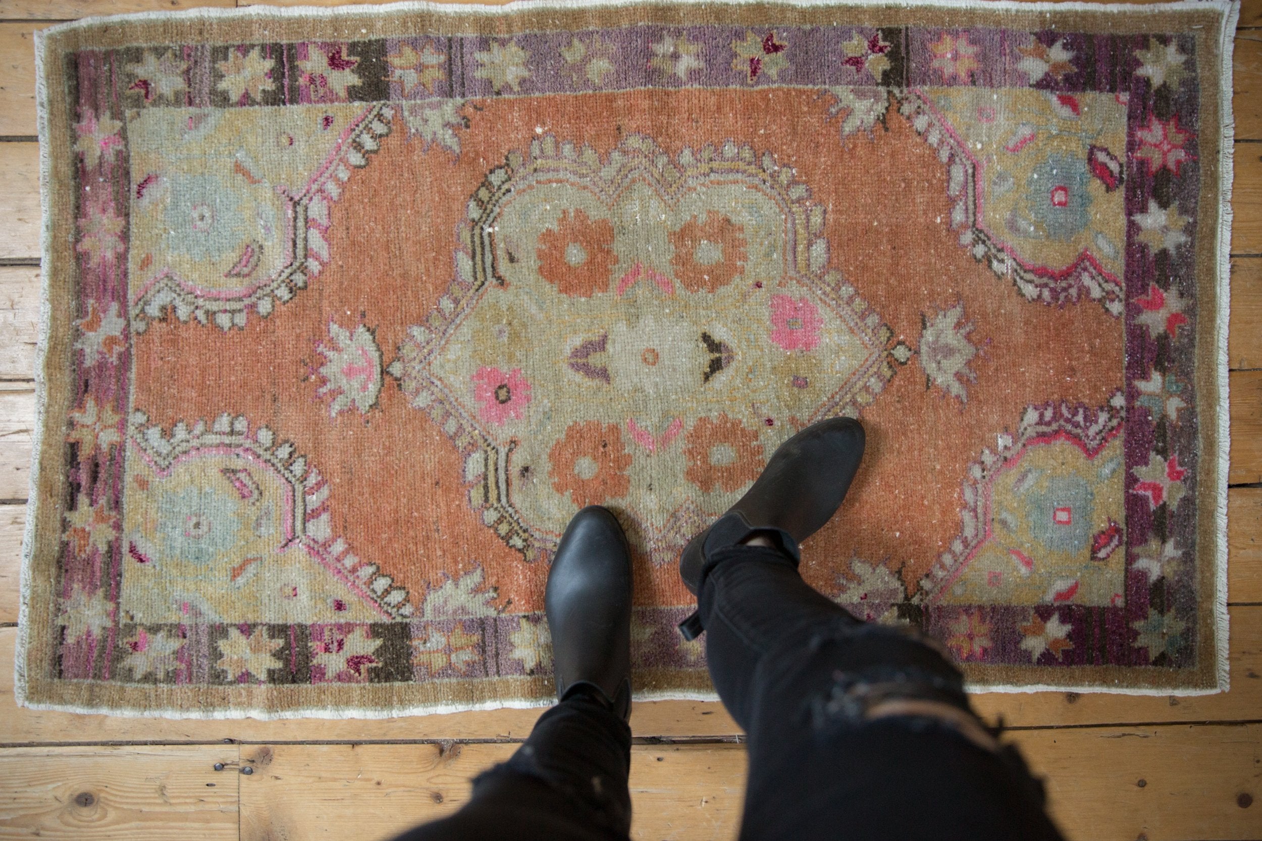 2.5x4.5 Vintage Distressed Oushak Rug // ONH Item 8240 Image 1