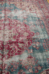 7.5x10.5 Vintage Distressed Sivas Carpet // ONH Item 8252 Image 4