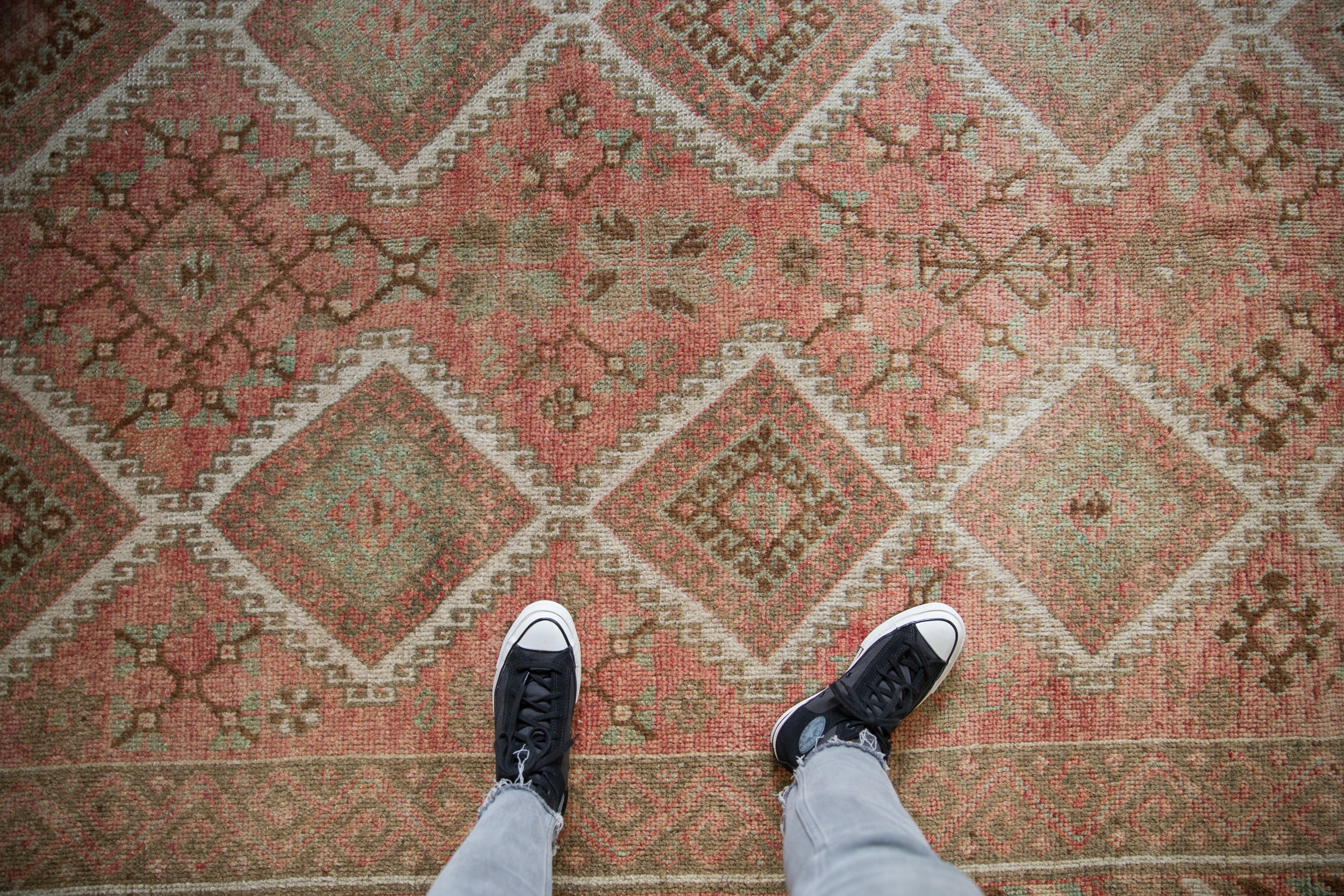 5.5x11 Vintage Distressed Oushak Rug Runner // ONH Item 8294 Image 1